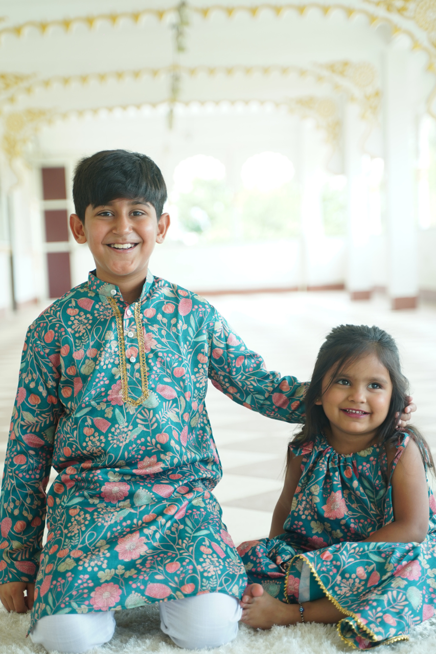 Teal Floral Twinning Set